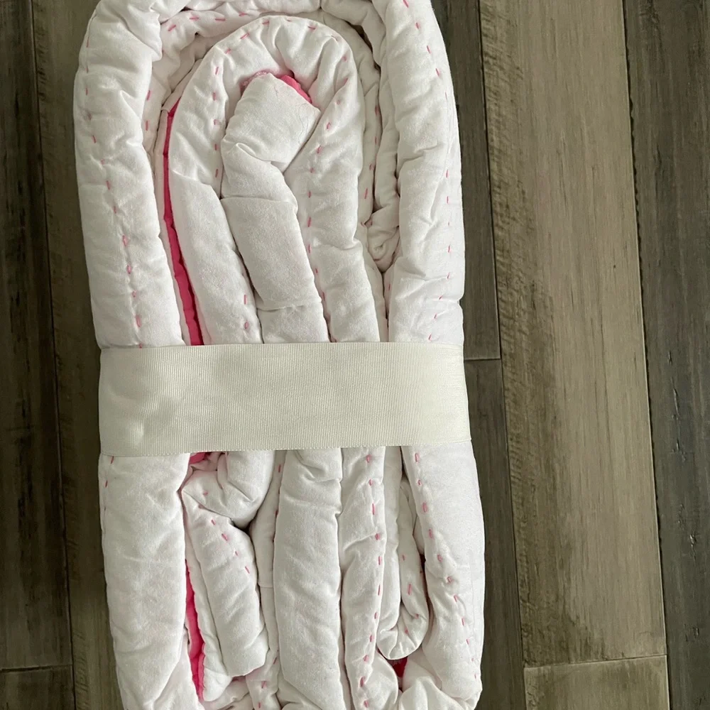 Brand New Circo Full/ Queen Sz Girls3 pc Quilt Set Wave Collection